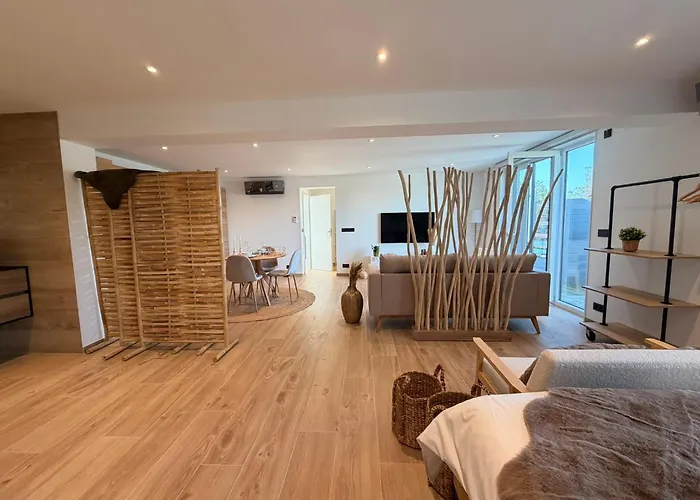 Pensionat Le Loft Des Cretes 4*